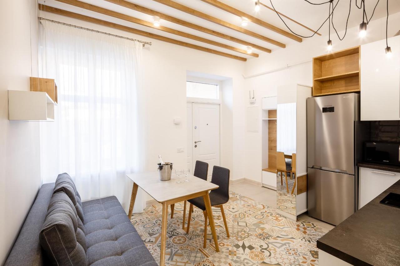 Palace View Apartments - 24 Kopernyka Str. Lviv Luaran gambar